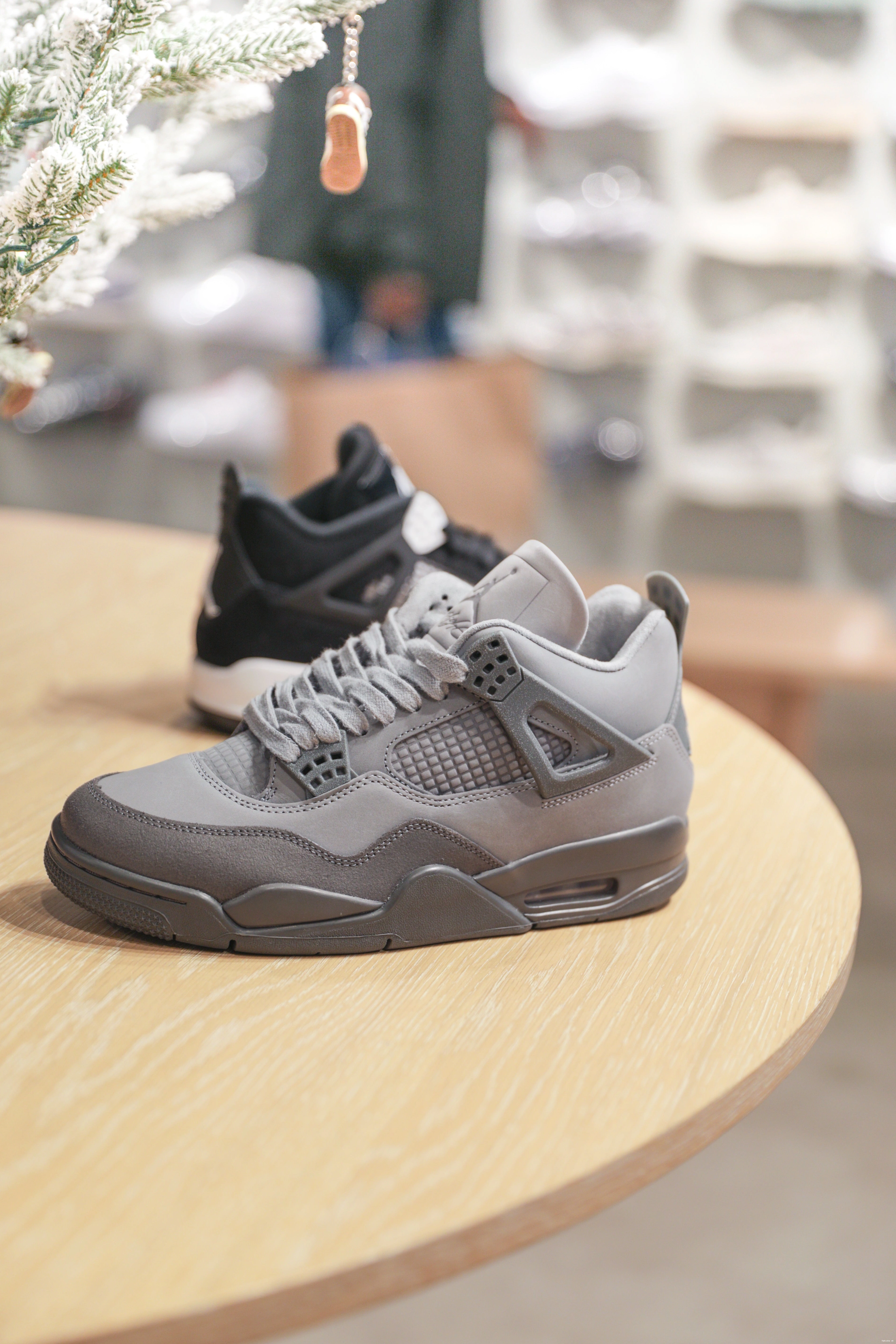 Jordan Paris 4 Wet Olympics SE Retro Cement 0806